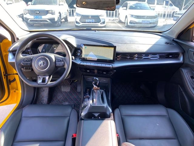 MG MG5 2021 180DVVT CVT Youth Deluxe Edition interior photo 9
