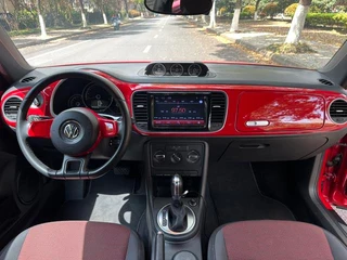 Volkswagen Beetle 2014 1.4TSI Confortable intérieur photo 7