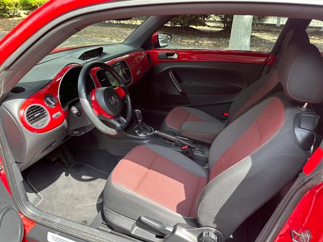 Volkswagen Beetle 2014 1.4TSI Confortable intérieur photo 8
