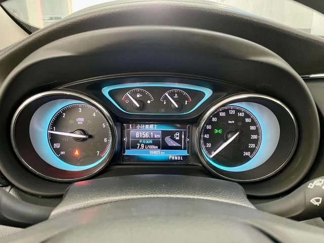 Buick Envision 2017 20T Tracción a dos ruedas de primera clase interior foto 14 Buick Envision 2017 20T Tracción a dos ruedas de primera clase interior foto 14