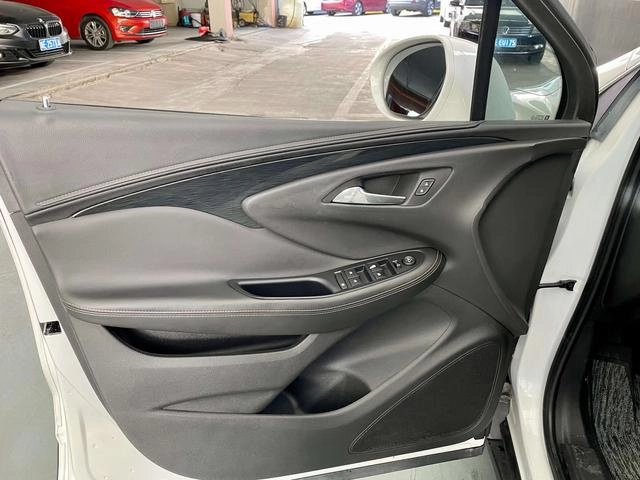 Buick Envision 2017 20T Tracción a dos ruedas de primera clase interior foto 17 Buick Envision 2017 20T Tracción a dos ruedas de primera clase interior foto 17