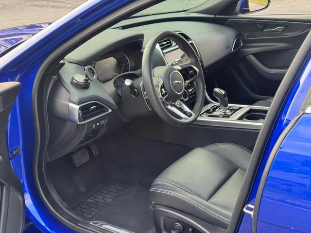Jaguar XEL 2020 2.0T 200PS R-DYNAMIC S Enterprising Sports Edition exterior photo 8