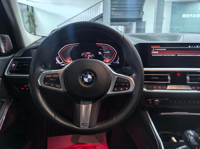 BMW 3 Series 2020 320Li M Спортивный костюм интерьер фото 10 BMW 3 Series 2020 320Li M Спортивный костюм интерьер фото 10