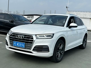 Audi Q5L 2018 40 TFSI Пользуется модным стилем Страна VI