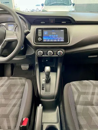 Nissan Kicks 2020 1.5L CVT Version cool intérieur photo 9