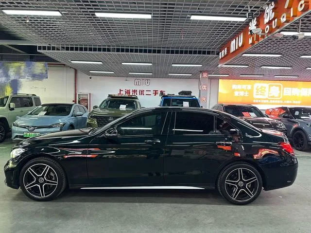 Mercedes-Benz C- Class 2021 C 260 L Sports Star Yao Zhen Tibetan Edition exterior photo 3 Mercedes-Benz C- Class 2021 C 260 L Sports Star Yao Zhen Tibetan Edition exterior photo 3