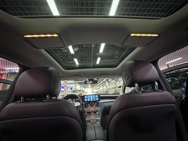 Mercedes-Benz C- Class 2021 C 260 L Sports Star Yao Zhen Tibetan Edition interior photo 15 Mercedes-Benz C- Class 2021 C 260 L Sports Star Yao Zhen Tibetan Edition interior photo 15