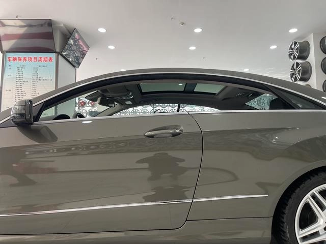 Mercedes-Benz E-Class (Imported) 2012 E 260 CGI Coupe interior photo 13 Mercedes-Benz E-Class (Imported) 2012 E 260 CGI Coupe interior photo 13