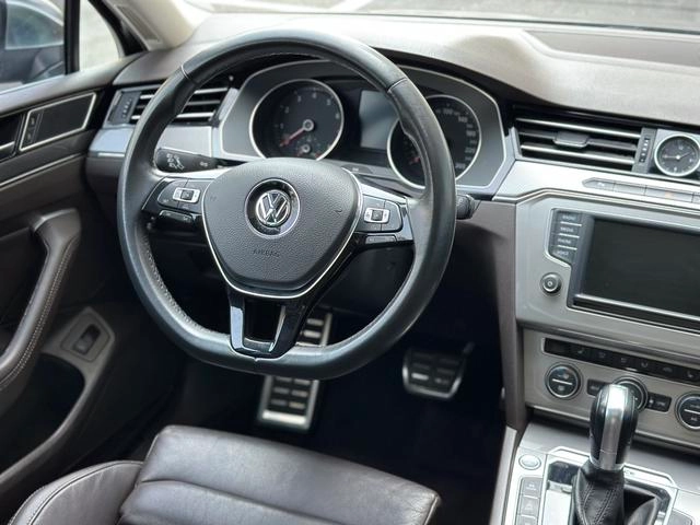 Volkswagen Weilan 2016 380TSI Four-wheel drive extension version interior photo 13