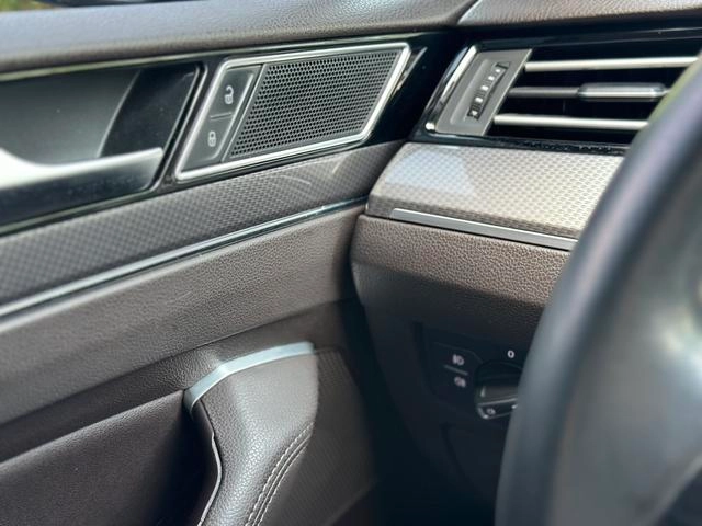 Volkswagen Weilan 2016 380TSI Four-wheel drive extension version interior photo 16