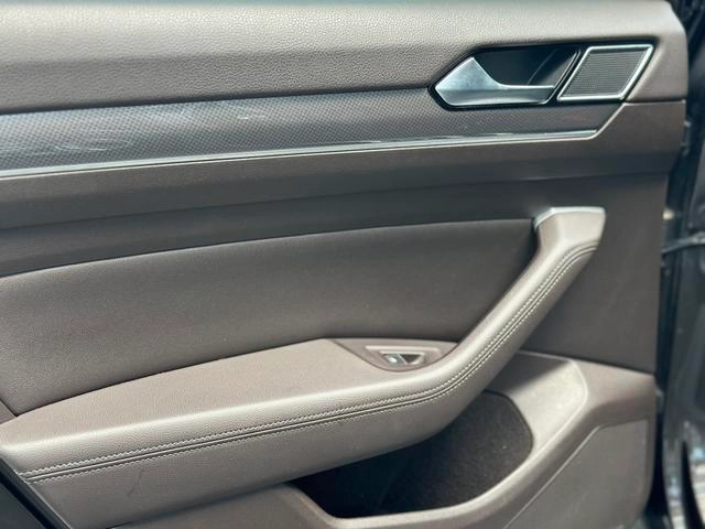Volkswagen Weilan 2016 380TSI Four-wheel drive extension version interior photo 17