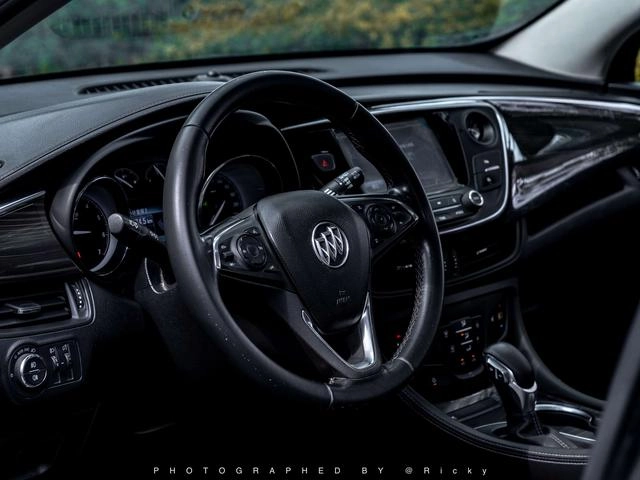 Buick Envision 2018 20T Двухприводная элитная модель экстерьер фото 4 Buick Envision 2018 20T Двухприводная элитная модель экстерьер фото 4