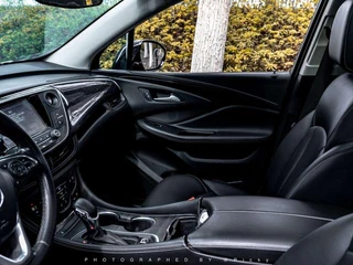 Buick Envision 2018 20T Двухприводная элитная модель интерьер фото 8 Buick Envision 2018 20T Двухприводная элитная модель интерьер фото 8
