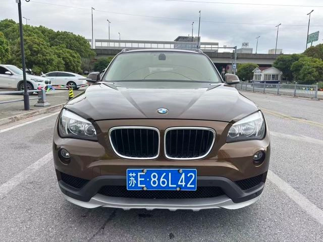 BMW X1 2015 sDrive18i Version améliorée de la mode extérieur photo 2 BMW X1 2015 sDrive18i Version améliorée de la mode extérieur photo 2