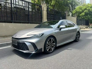 Toyota Camry 2024 Dual Power 2.0HS Sports version