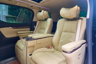 Toyota Vellfire 2021 Crown Dual Power 2.5L HV Ultimate Edition interior photo 18 Toyota Vellfire 2021 Crown Dual Power 2.5L HV Ultimate Edition interior photo 18