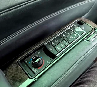 Toyota Alphard 2021 Double moteur 2.5L Version de luxe intérieur photo 18 Toyota Alphard 2021 Double moteur 2.5L Version de luxe intérieur photo 18