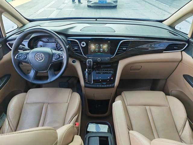 Buick GL8 2018 ES 28T Luxury type country VI exterior photo 10 Buick GL8 2018 ES 28T Luxury type country VI exterior photo 10