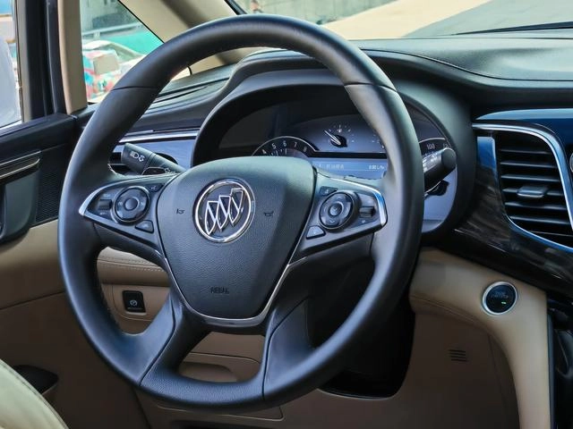 Buick GL8 2018 ES 28T Luxury type country VI interior photo 12 Buick GL8 2018 ES 28T Luxury type country VI interior photo 12