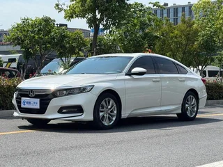 Honda Accord 2018 260TURBO Luxury Edition Country VI