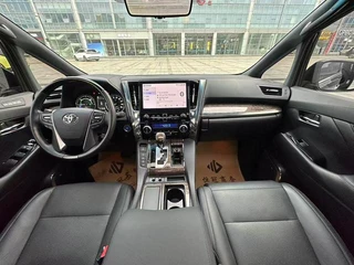 Toyota Vellfire 2021 Crown Dual Power 2.5L HV Ultimate Edition interior photo 8