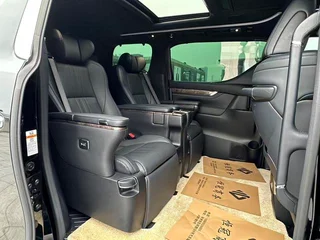 Toyota Vellfire 2021 Crown Dual Power 2.5L HV Ultimate Edition interior photo 13