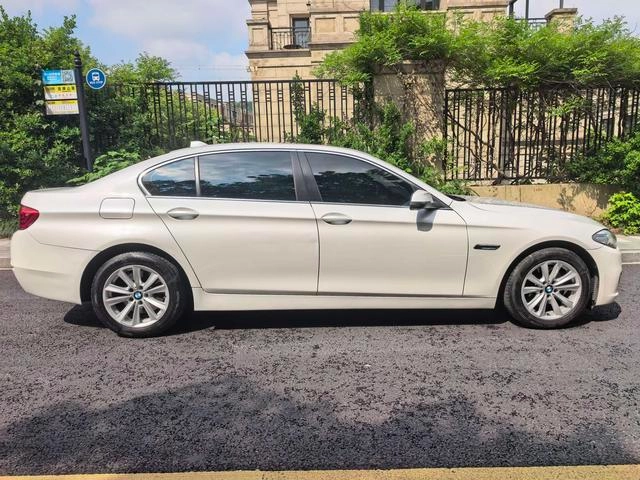 BMW 5 Series 2017 520Li Elegant style exterior photo 5 BMW 5 Series 2017 520Li Elegant style exterior photo 5