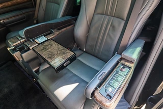 Toyota Vellfire 2021 Crown Doble motor 2.5L HV Edición Suprema interior foto 17 Toyota Vellfire 2021 Crown Doble motor 2.5L HV Edición Suprema interior foto 17