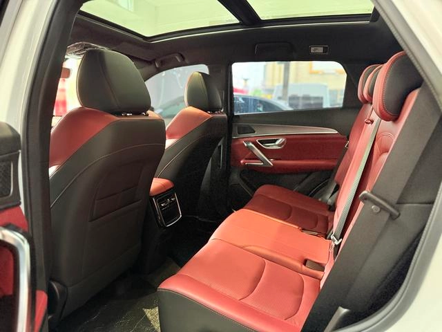 Jetour X70 Plus 2023 1.6T DCT Fuerte PLUS 5 Asiento interior foto 12 Jetour X70 Plus 2023 1.6T DCT Fuerte PLUS 5 Asiento interior foto 12