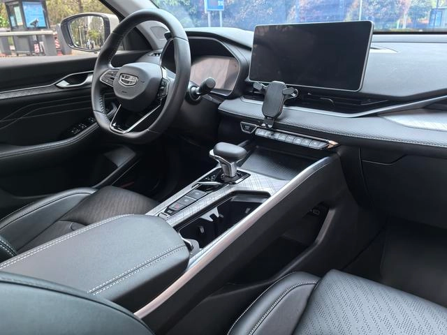 Geely Preface 2023 2.0T Luxury type exterior photo 7