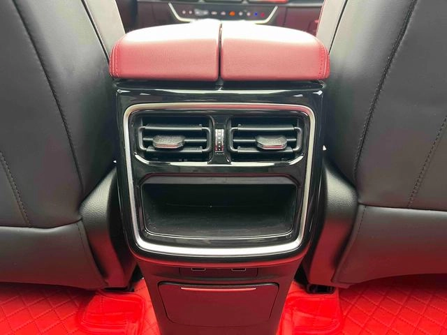 Jetour X70 Plus 2023 Versión de superación personal 1.5T DCT Superación personal PRO 5 Asiento interior foto 16