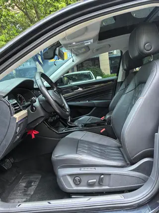 Volkswagen Passat PHEV 2019 430PHEV Édition de luxe mixte intérieur photo 8