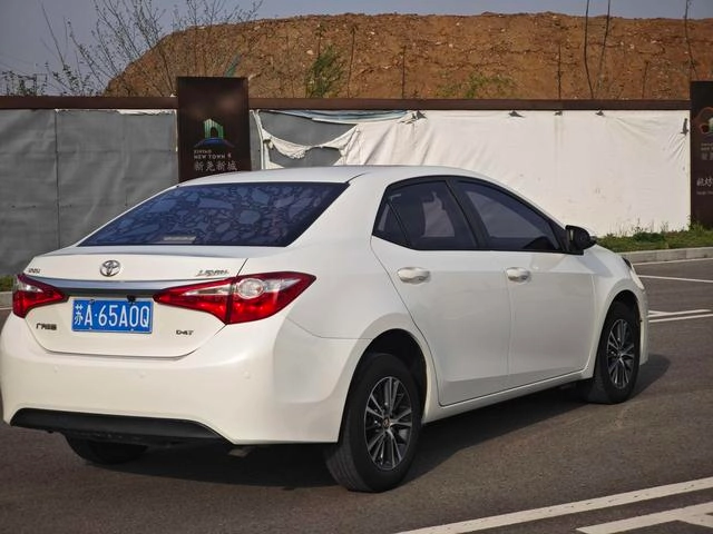 Toyota Levin 2017 1.2T V CVT Edición de lujo exterior foto 5 Toyota Levin 2017 1.2T V CVT Edición de lujo exterior foto 5