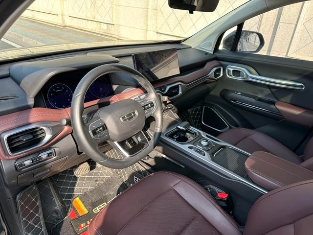 Geely Okavango 2022 1.8TD DCT Luxury type interior photo 9 Geely Okavango 2022 1.8TD DCT Luxury type interior photo 9