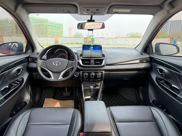 Toyota Yaris L 2022 1.5L CVT De lujo PLUS Edición exterior foto 7