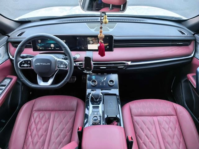 Jetour X70 Plus 2023 Self-improvement version 1.5T CVT Self-improvement MAX 5 seat interior photo 19 Jetour X70 Plus 2023 Self-improvement version 1.5T CVT Self-improvement MAX 5 seat interior photo 19