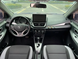 Toyota Yaris L 2021 1.5L CVT Versión líder interior foto 12 Toyota Yaris L 2021 1.5L CVT Versión líder interior foto 12