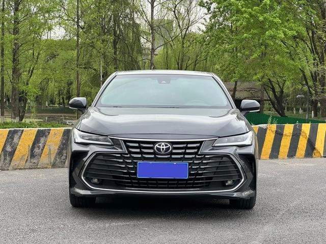 Toyota Avalon 2022 2.0L Versión emprendedora exterior foto 2