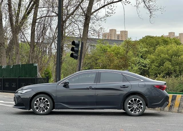 Toyota Avalon 2022 2.0L Versión emprendedora exterior foto 7