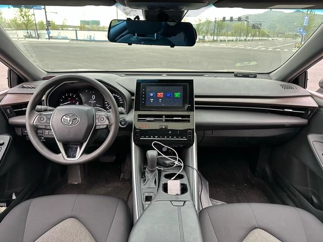 Toyota Avalon 2022 2.0L Versión emprendedora interior foto 13