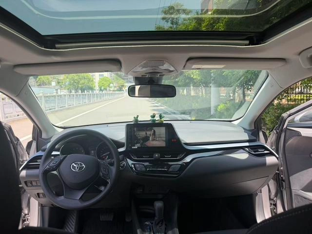 Toyota IZOA 2022 2.0L Exercise SPORT version interior photo 12 Toyota IZOA 2022 2.0L Exercise SPORT version interior photo 12