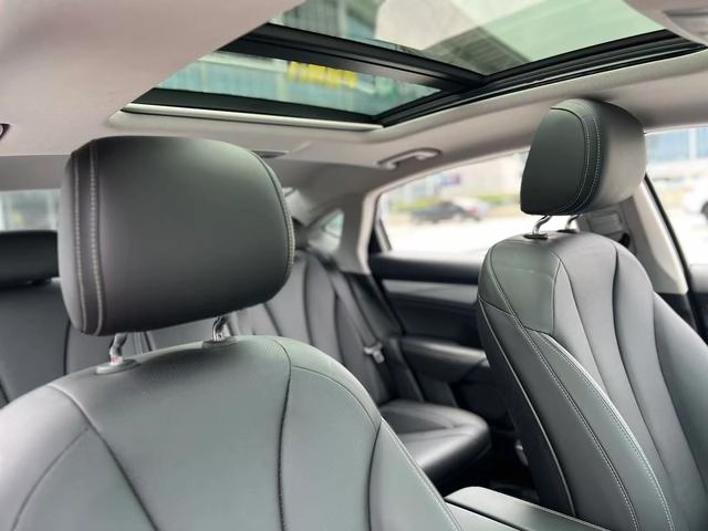 Geely Auto Borui ePro 2021 1.5T Веденая версия интерьер фото 13