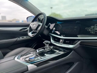 Geely Auto Borui ePro 2021 1.5T Веденая версия интерьер фото 14