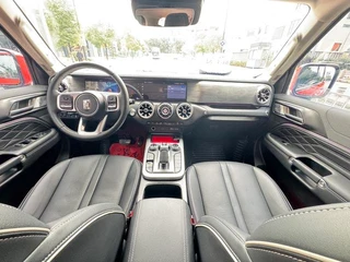 Tank 300 2023 Edición de la ciudad 2.0T Muy elegante interior foto 8