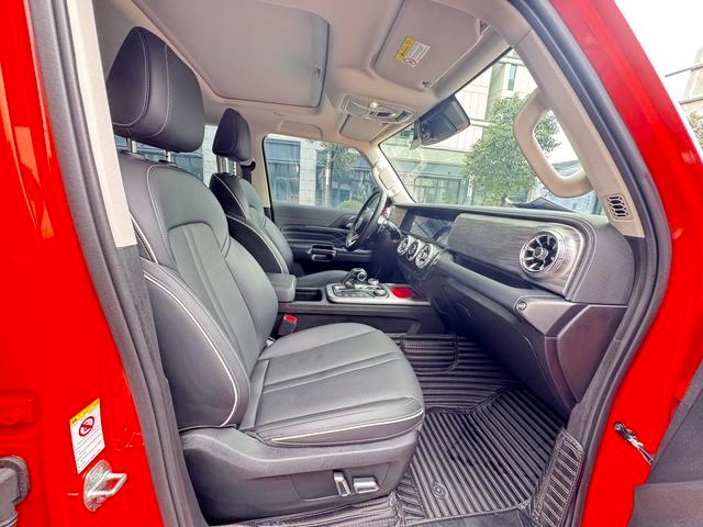 Tank 300 2023 Edición de la ciudad 2.0T Muy elegante interior foto 13