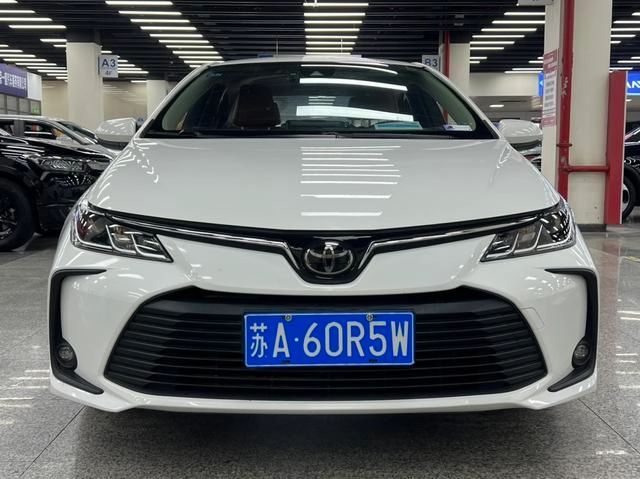 Toyota Corolla 2019 1.2T S-CVT GL Versión pionera exterior foto 3