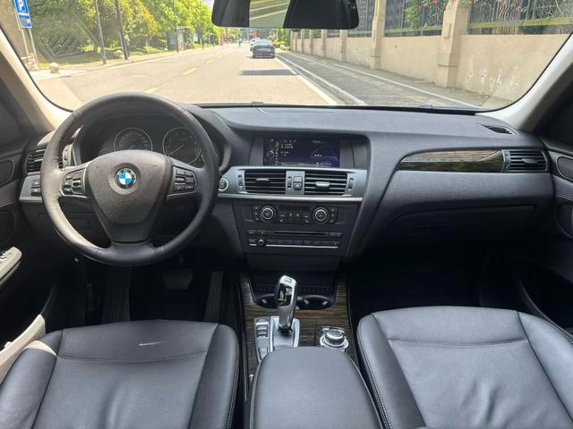 BMW X3 2013 Reforma xDrive20i De lujo interior foto 9 BMW X3 2013 Reforma xDrive20i De lujo interior foto 9