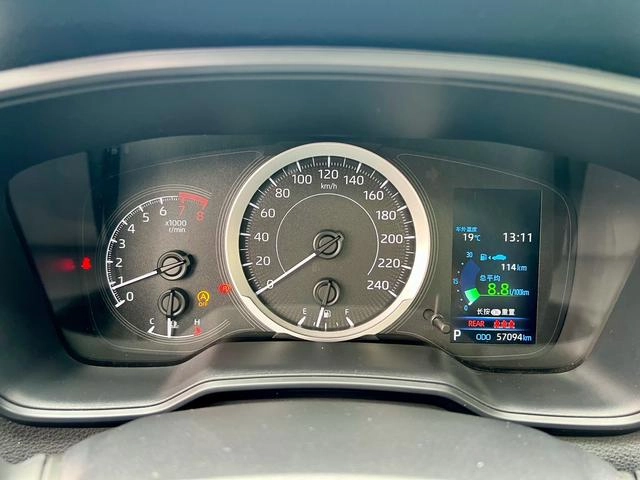 Toyota Corolla Cross 2022 2.0L Versión de lujo interior foto 14