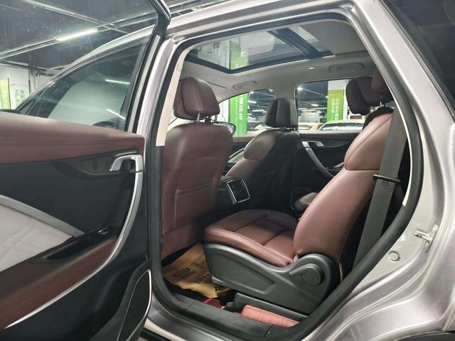 Geely Jiaji 2022 1.8TD DCT Platinum Luxury interior photo 11