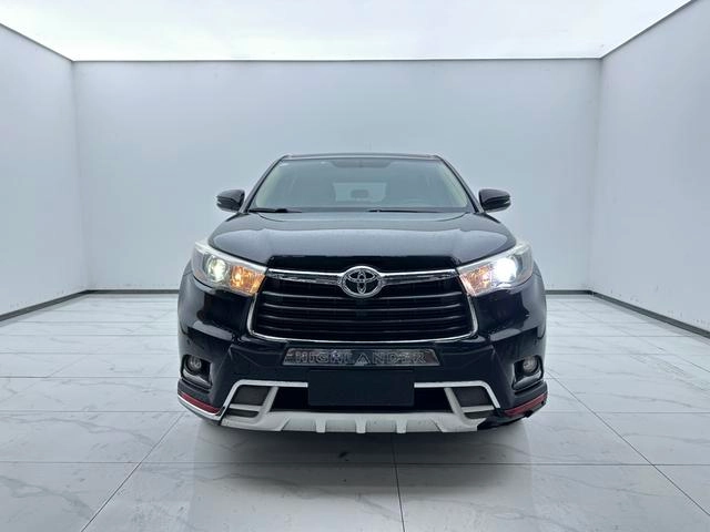 Toyota Highlander 2017 2.0T Version élite à deux roues motrices 5 Siège extérieur photo 2 Toyota Highlander 2017 2.0T Version élite à deux roues motrices 5 Siège extérieur photo 2